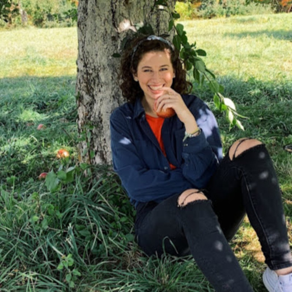 Meet your Posher, Anna - Picture 1 of 1